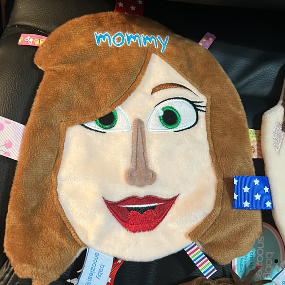 NWT Baby Snoozies Mom, Dad, Sis, Brother & Doggie - Picture 2 of 7